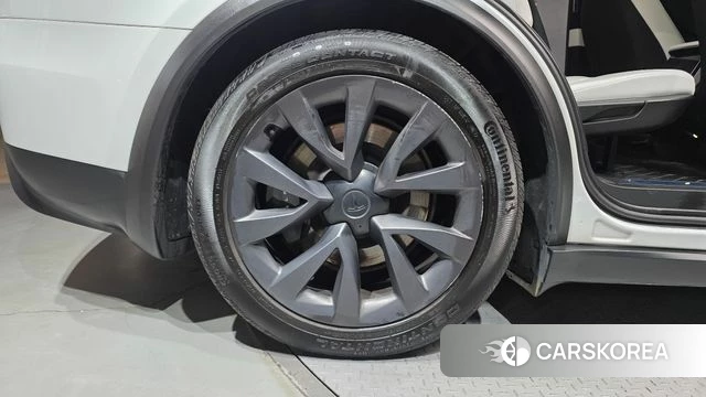 Tesla Model X id 4853729 из Кореи 29