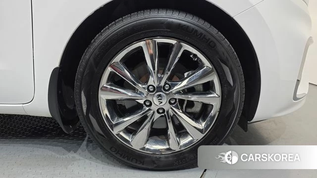 Kia The New Carnival id 4356556 из Кореи 27