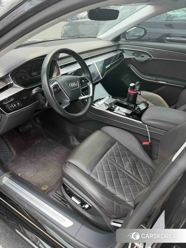 Audi A8 2023 Черный из Китая, фото 5