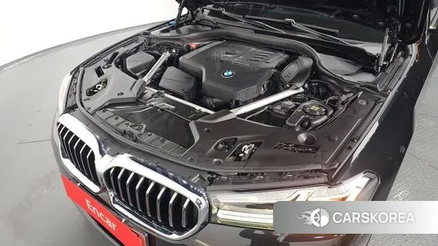 BMW 5 Series (G30) id 3354177 из Кореи 15