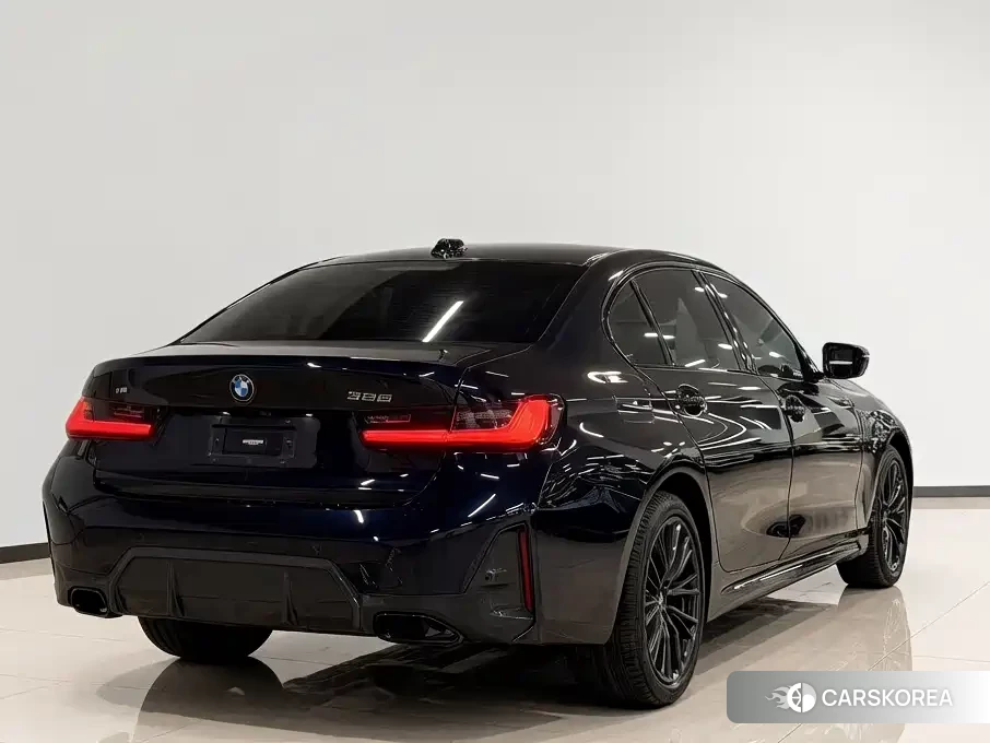 BMW 3 series 2023 Черный из Китая, фото 5