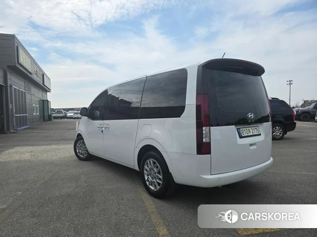 Hyundai Staria id 3940243 из Кореи 15