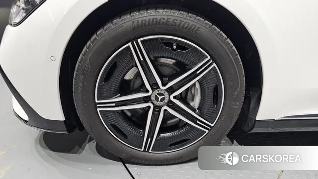 Mercedes-Benz EQE V295 id 3471894 из Кореи 15