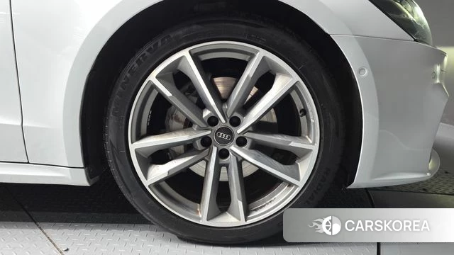 Audi A7 (4K) id 4530146 из Кореи 27