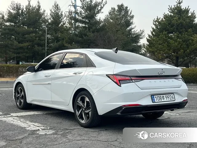 Hyundai Avante Hybrid (CN7) id 3777654 из Кореи 9
