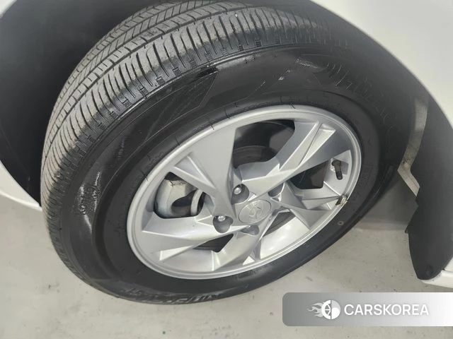 Hyundai Avante (CN7) id 4355390 из Кореи 13