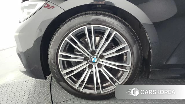 BMW 3 Series (G20) id 3898908 из Кореи 15