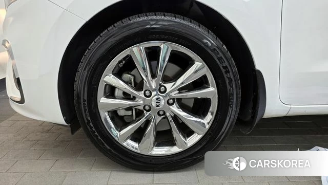 Kia The New Carnival id 3886042 из Кореи 15