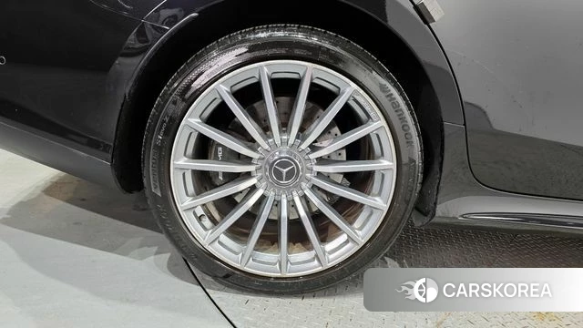 Mercedes-Benz AMG GT id 4250102 из Кореи 28