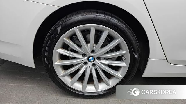 BMW 5 Series (G30) id 4528423 из Кореи 29