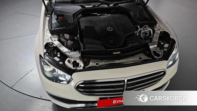 Mercedes-Benz E-Class W213 id 4650315 из Кореи 32