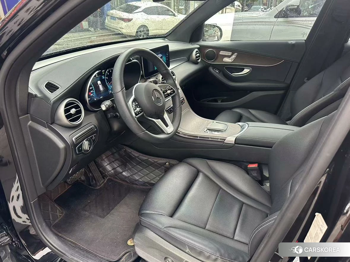Mercedes-Benz GLC 2021 Черный из Китая, фото 5