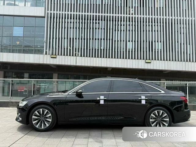 Audi A6L 2023 Черный из Китая, фото 5