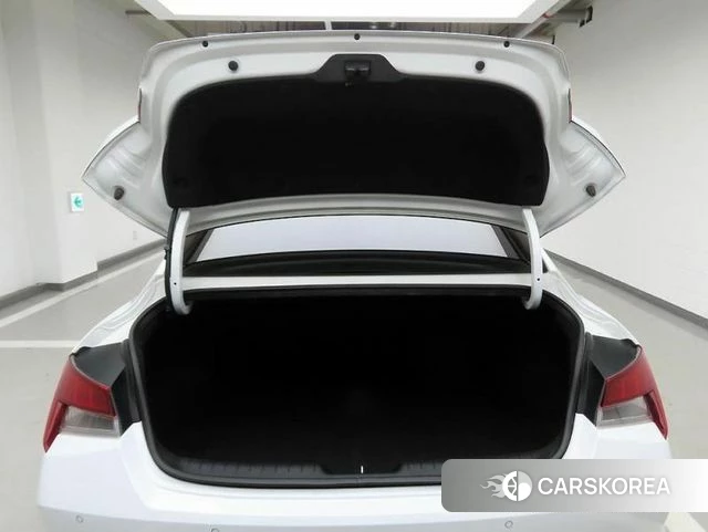 Hyundai Avante Hybrid (CN7) id 4922463 из Кореи 15
