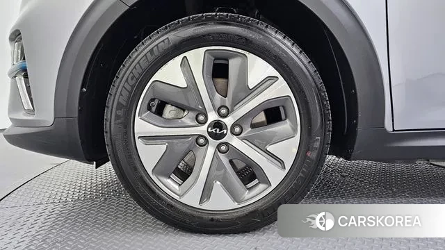 Kia Niro EV id 3503896 из Кореи 15