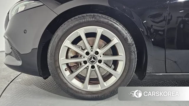 Mercedes-Benz A-Class W177 id 3535726 из Кореи 15