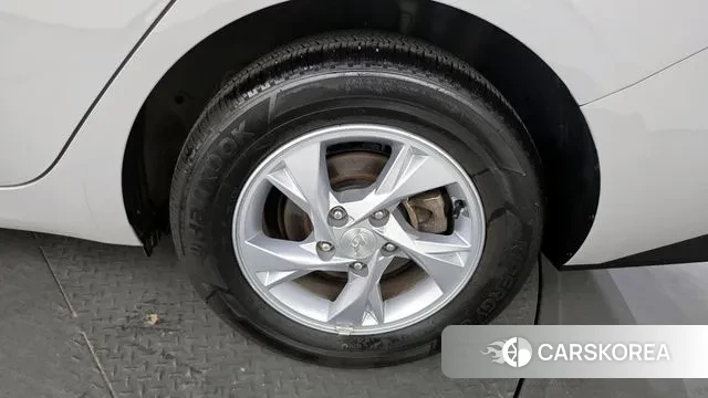 Hyundai Avante (CN7) id 3028202 из Кореи 15