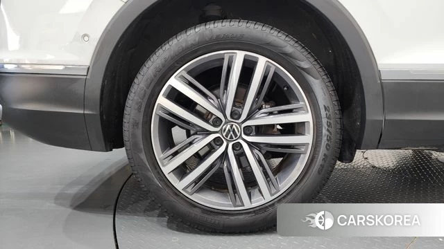 Volkswagen Tiguan Allspace id 4773573 из Кореи 31