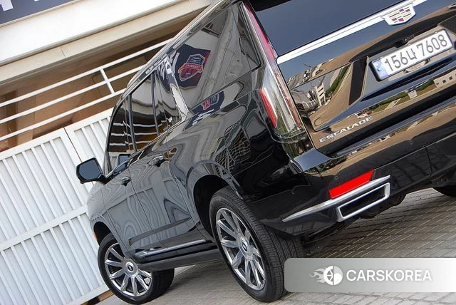 Cadillac Escalade 5th Generation 2021 Черный из Кореи, фото 6