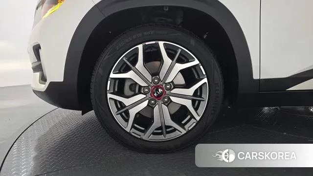 Kia Seltos id 3044700 из Кореи 15