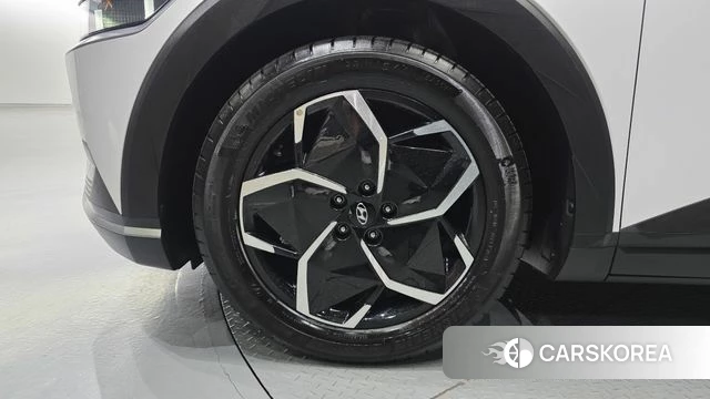 Hyundai Ionic 5 id 4893287 из Кореи 15
