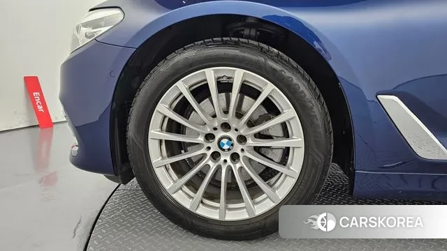 BMW 5 Series (G30) id 3024106 из Кореи 15