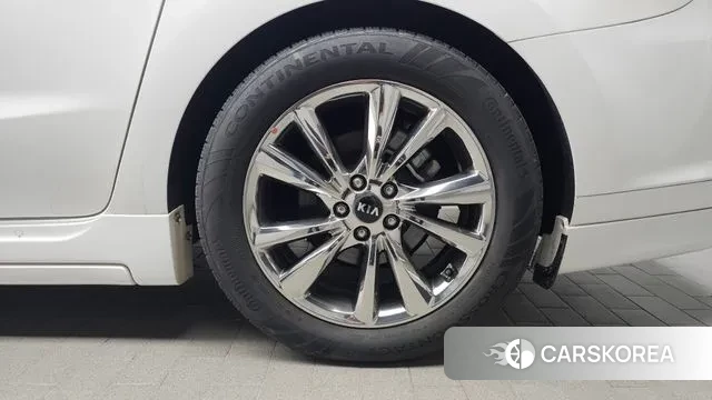 Kia The New Carnival id 3552705 из Кореи 15