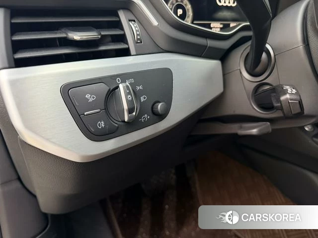 Audi A4L id 4263688 из Китая 17