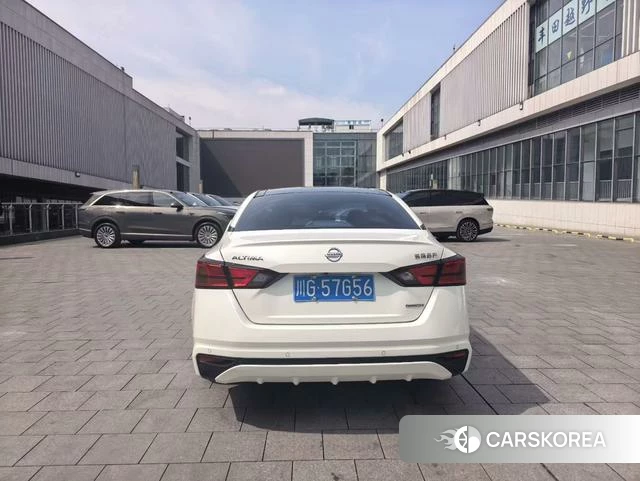 Nissan Teana 2022 Белый из Китая, фото 5