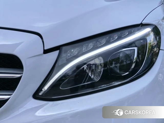 Mercedes-Benz Class C id 4213785 из Китая 19