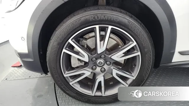 Volvo V90 Cross-Country id 3568620 из Кореи 15