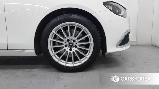 Mercedes-Benz E-Class W213 id 4249018 из Кореи 15