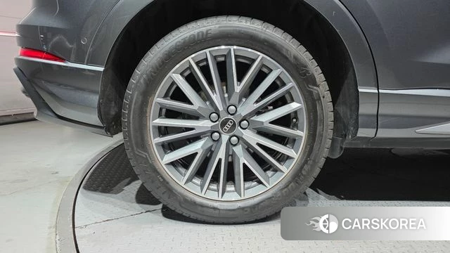 Audi Q3 (F3) id 4711479 из Кореи 24