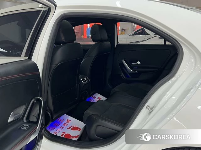 Mercedes-Benz Class A 2024 Белый из Китая, фото 6