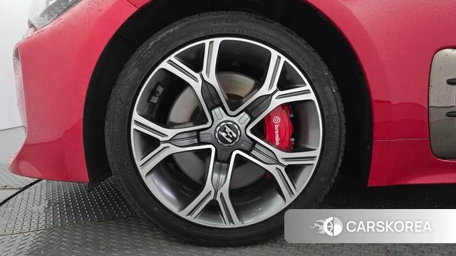Kia Stinger id 4713302 из Кореи 29