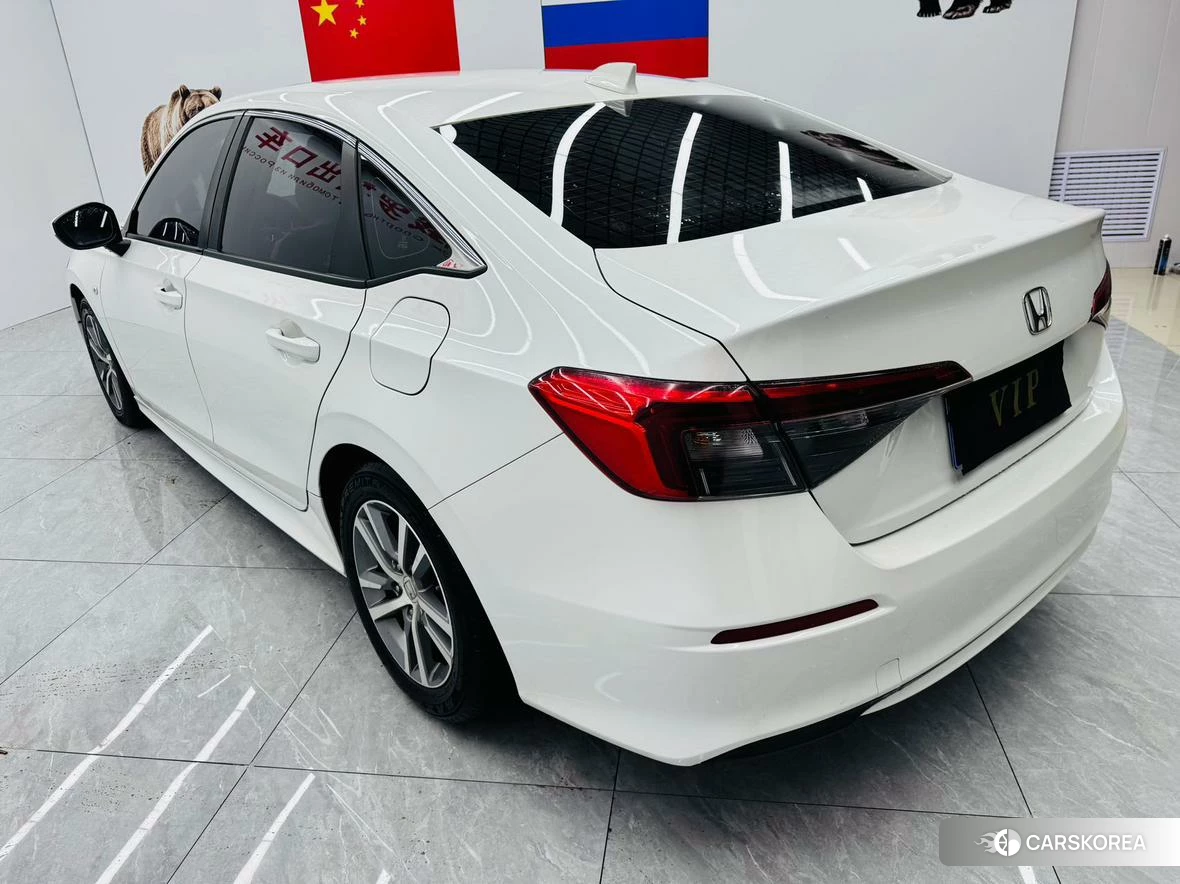 Honda Civic id 4504802 из Китая 7