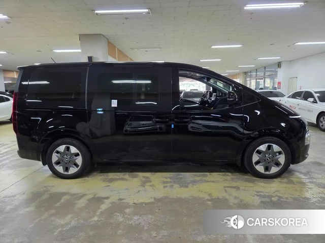 Hyundai Staria id 4513088 из Кореи 15