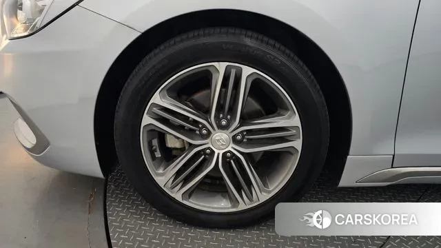 Hyundai Grandeur IG id 3024193 из Кореи 15