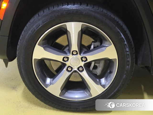 Jeep Grand Cherokee (WL) id 4767923 из Кореи 15
