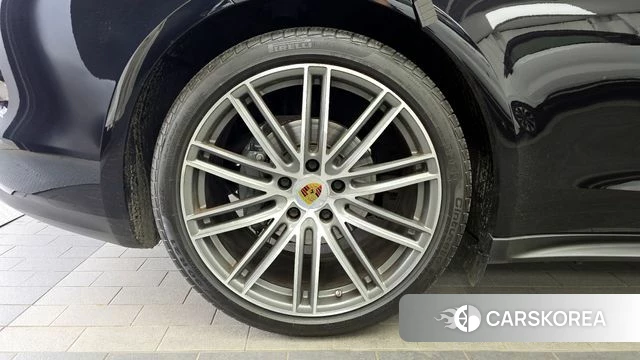 Porsche Panamera (971) id 4384885 из Кореи 15