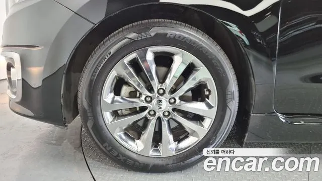 Kia All New Carnival id 2690025 из Кореи 15