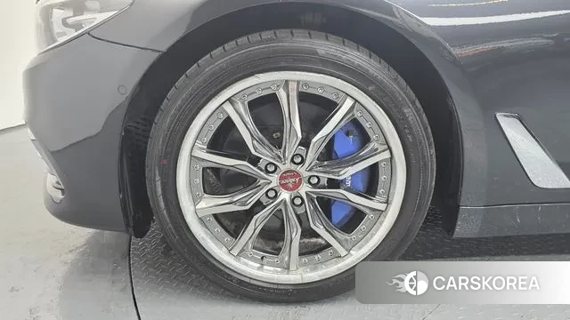 BMW 5 Series (G30) id 3588225 из Кореи 15