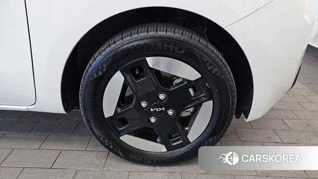 Kia The New Kia Ray EV id 3716037 из Кореи 15