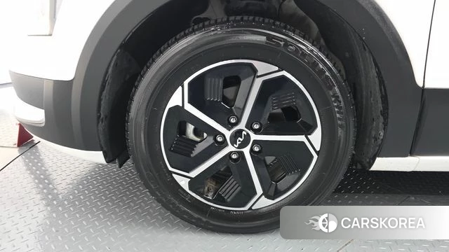 Kia Di Ol Nu Niro id 4350075 из Кореи 25