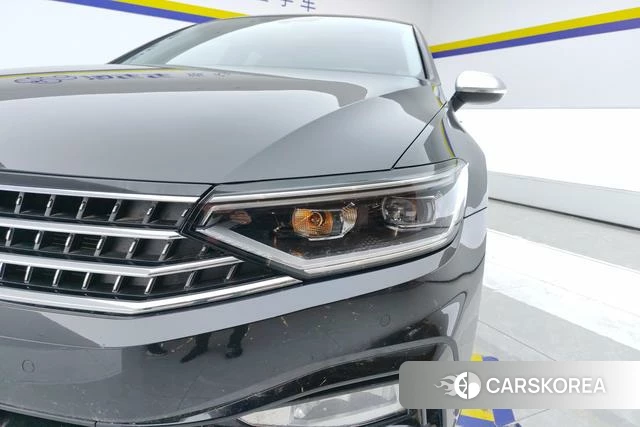 Volkswagen Magotan id 3810655 из Китая 12