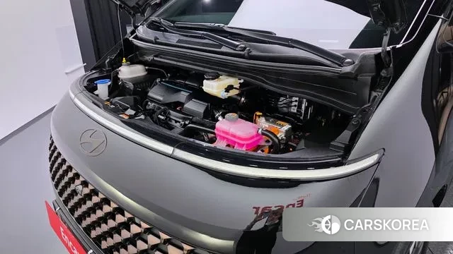 Hyundai Staria id 3733942 из Кореи 15