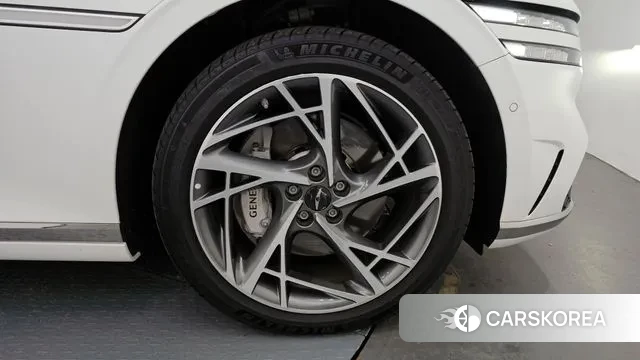 Genesis G90 (RS4) id 3246992 из Кореи 15