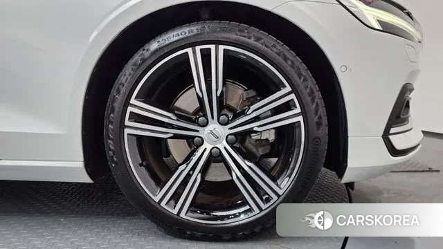 Volvo S60 3rd generation id 3698343 из Кореи 15