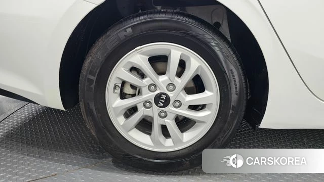 Kia Come New K3 id 4614824 из Кореи 27