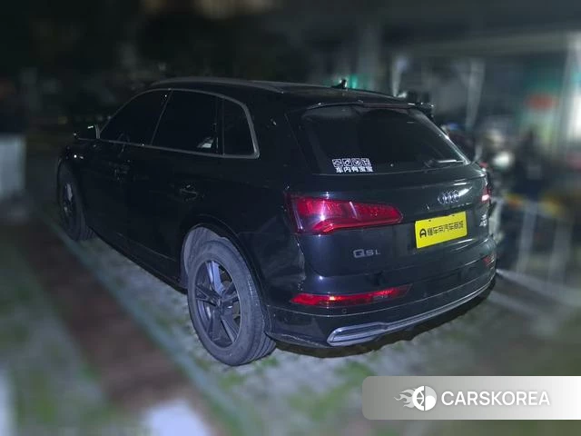 Audi Q5L 2020 Черный из Китая, фото 5